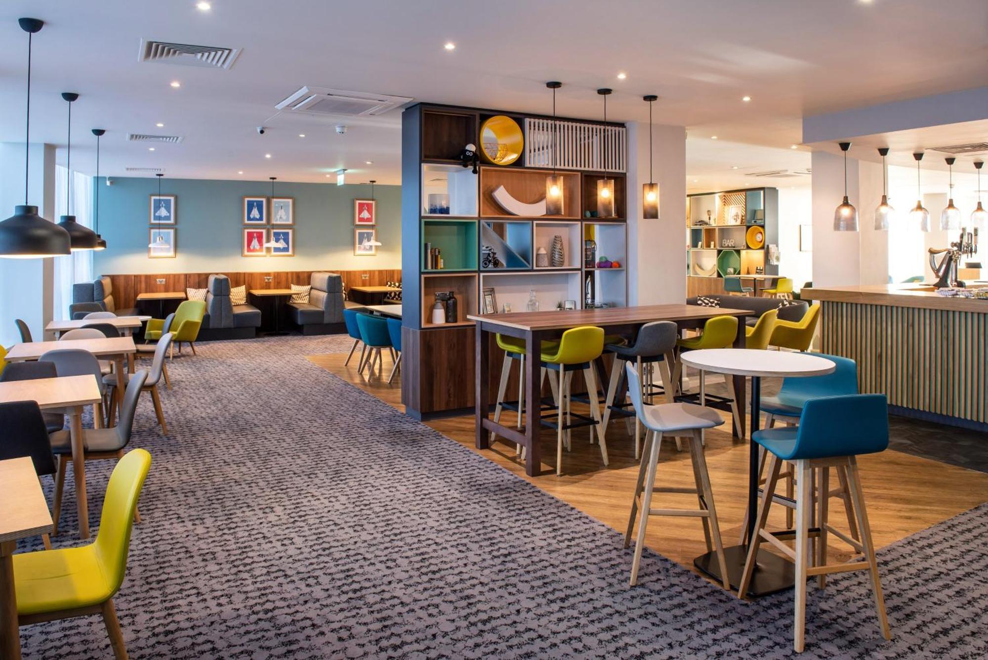 Holiday Inn Preston By Ihg Екстериор снимка
